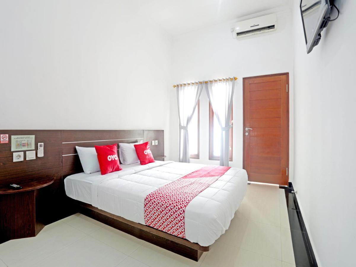 Pesanggaran Oyo 90859 Cahaya Guest House المظهر الخارجي الصورة