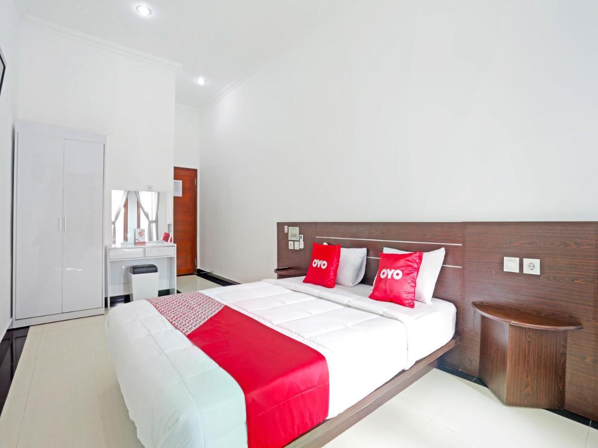 Pesanggaran Oyo 90859 Cahaya Guest House المظهر الخارجي الصورة