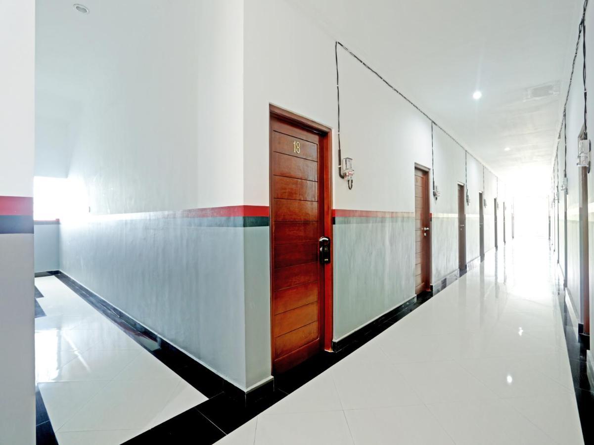 Pesanggaran Oyo 90859 Cahaya Guest House المظهر الخارجي الصورة